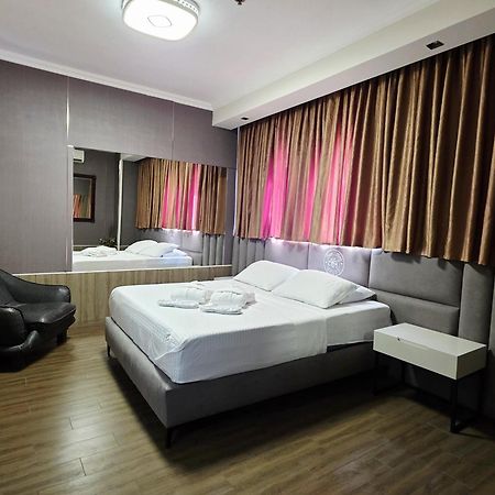 Hotel House Rishon LeZion Exteriör bild