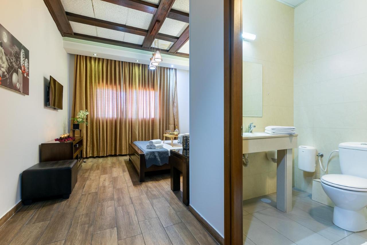 Hotel House Rishon LeZion Exteriör bild